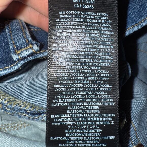 7 for all Mankind Women’s Sz 29 Josefina Jeans Boyfriend Fit Distressed - Picture 4 of 7